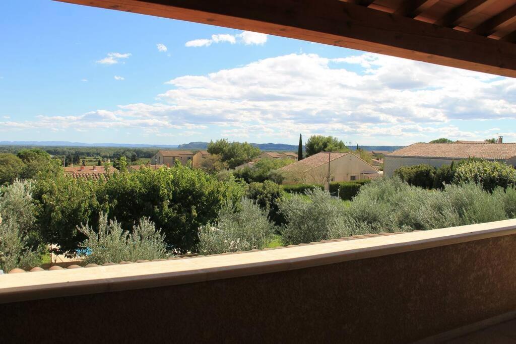 Gites En B&B Le Clos De La Cerise ชาโตเนิฟ-ดู-ปาป ภายนอก รูปภาพ