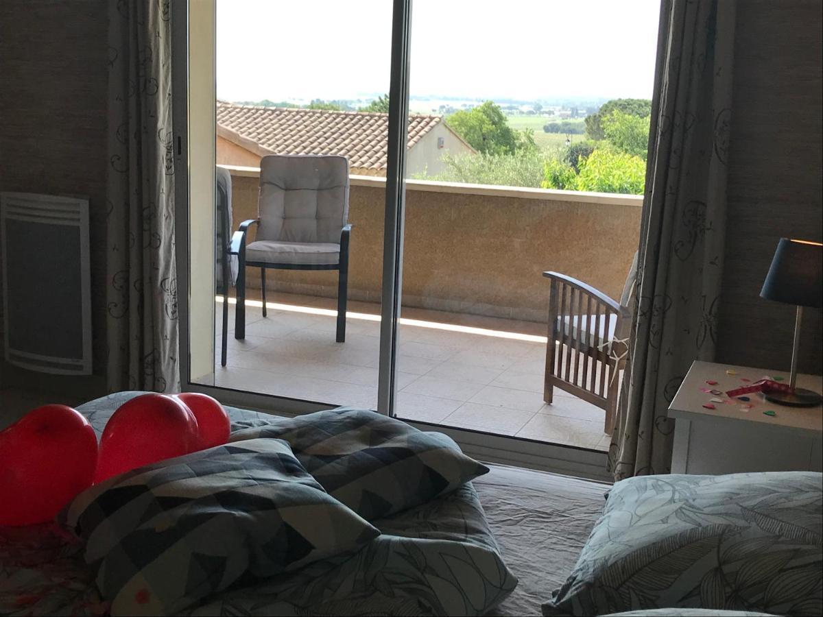 Gites En B&B Le Clos De La Cerise ชาโตเนิฟ-ดู-ปาป ภายนอก รูปภาพ