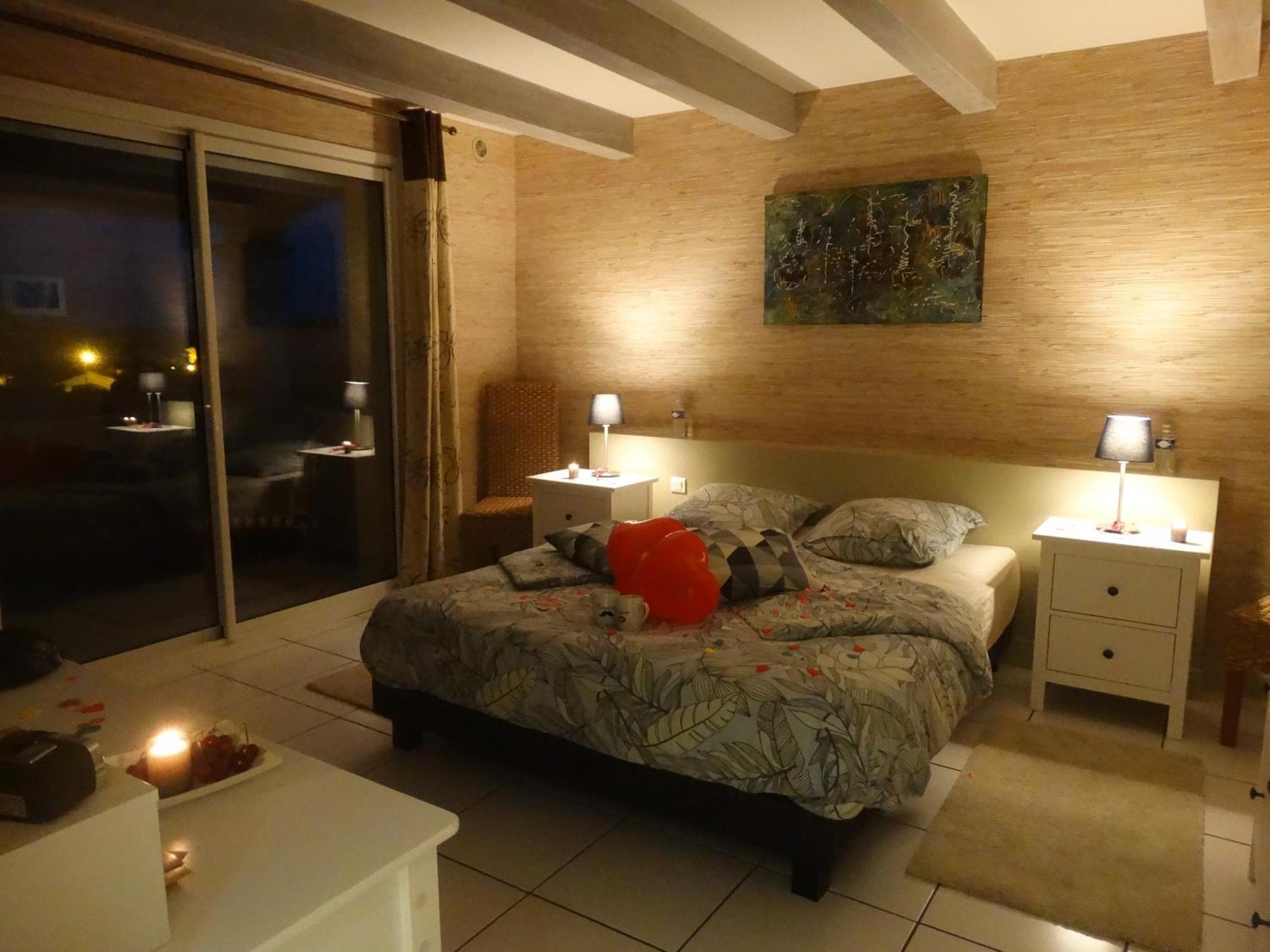 Gites En B&B Le Clos De La Cerise ชาโตเนิฟ-ดู-ปาป ภายนอก รูปภาพ